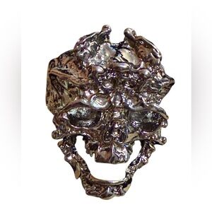 The "Rogue Skull" Ring SZ 9  Black Rhodium Plated - Titanium Steel Ring